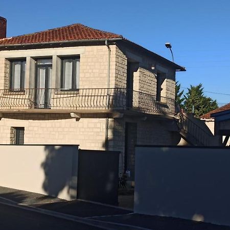 Maison Proche Centre Ville Biard Luaran gambar